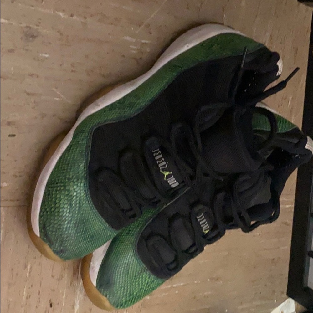 Jordan 11 Retro Low Snakeskin